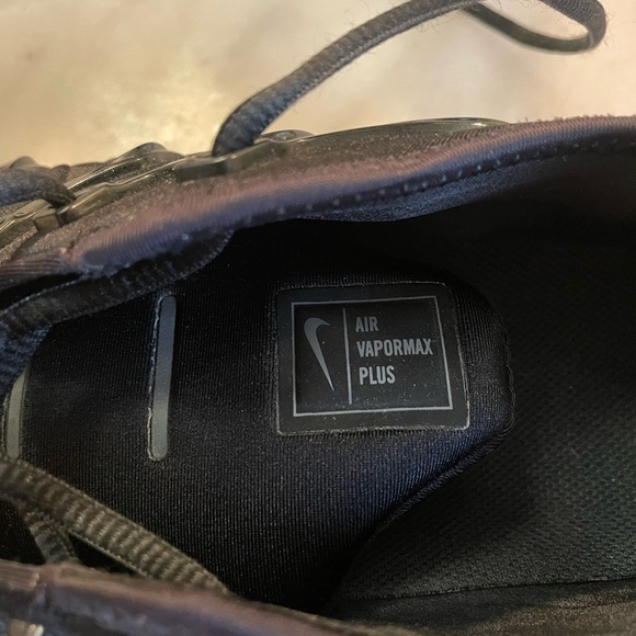 Nike Black VaporMax Plus Athletic Shoes - Picture 6 of 9